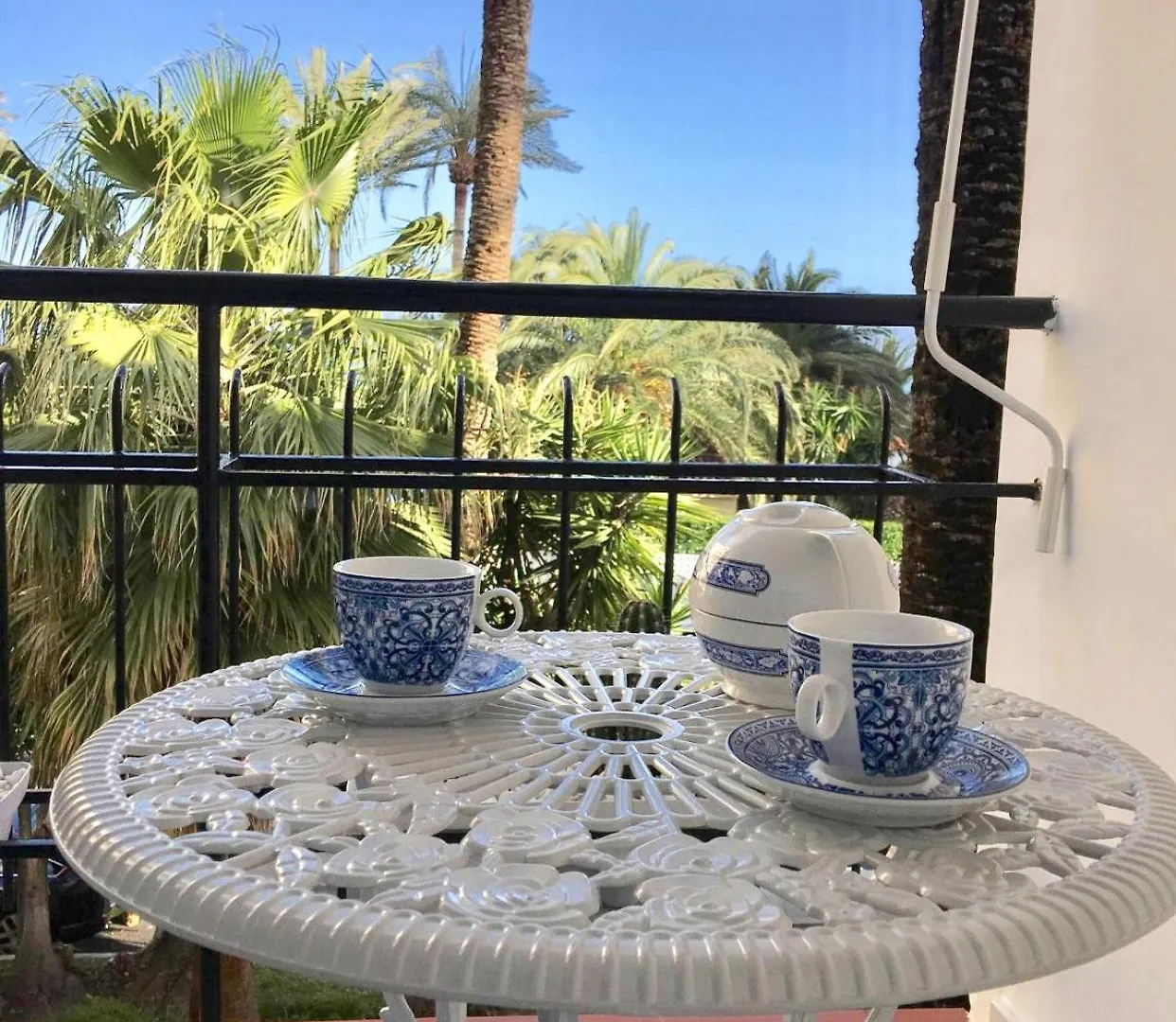 The White Rock Private Access To The Beach Torremolinos Apartment